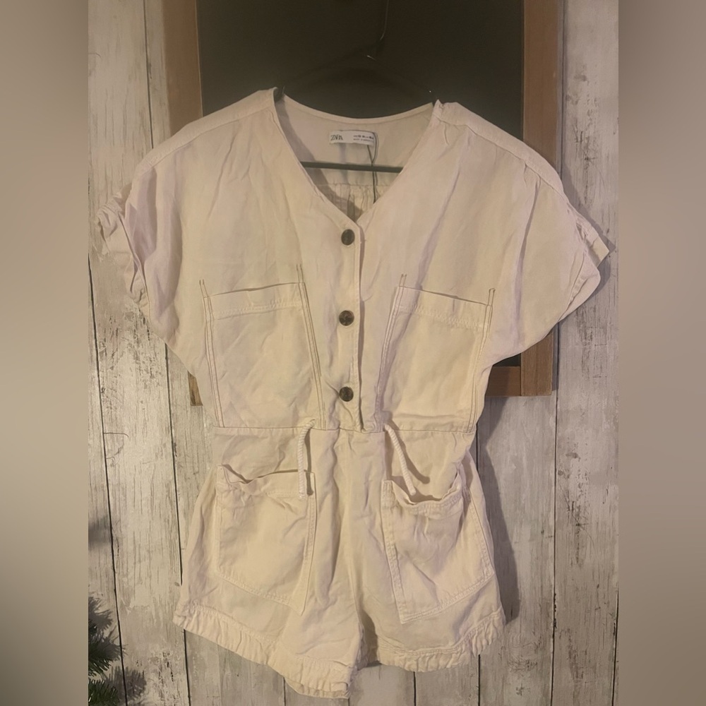 Zara Size 13/14 Tan Short sleeve jumpsuit v neck with pockets